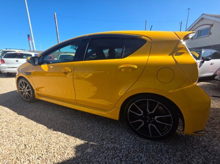 2014 Toyota Aqua  €10,450