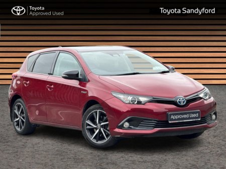 2018 Toyota Auris HYBRID LUNA SPORT // AIR CON // UPGRADED ALLOYS // REVERSING CAMERA // BLUETOOTH // €180 ROAD TAX // DEALER WARRANTY