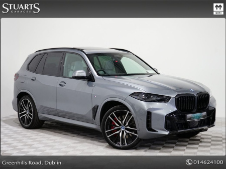 2025 BMW X5 TANZANITE BLUE WITH SILVERSTONE SENSAFIN INTERIOR, PRO PACK, TECHNOLOGY PACK PLUS, COMFORT PACK, SKY LOUNGE PANORAMIC SUNROOF, 22” BI-COLOUR ALLOYS