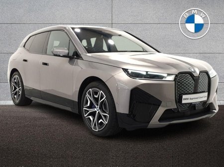 2025 BMW iX xDrive50 M Sport