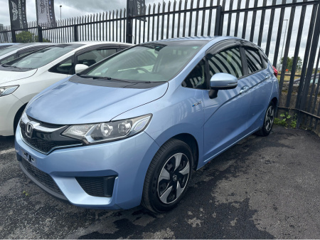 2016 Honda Fit Hybrid €10,900