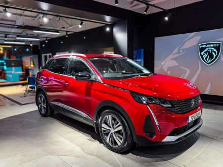 2022 Peugeot 3008 FL Allure 1.5 Blue HDI 130 6.2 €31,950
