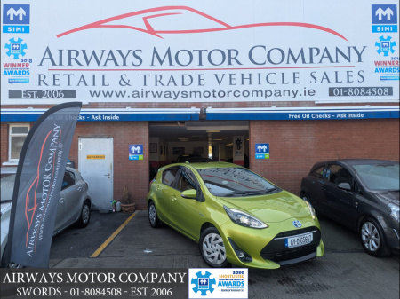 2017 Toyota Aqua * 1.5 HYBRID * AUTO * CARPLAY * PHONE * SAT NAV * REV CAM *  AIRCON * FOGS * €10,650