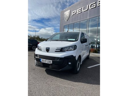 2025 Peugeot Expert  €32,480