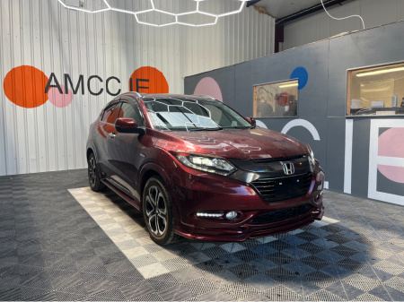 2015 Honda Vezel 1.5 HYBRID / 34k KMs / HEATED SEATS , ADAPTIVE CRUISE & MORE