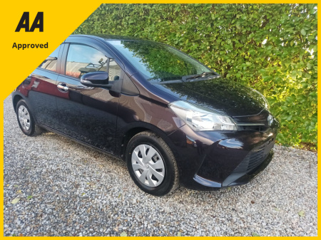 2015 Toyota Yaris 1.3 AUTOMATIC ONLY 18,550km FULLY SERVICED 4 NEW TYRES 2 YEARS NCT 6 MONTHS ROAD TAX HD REVERSE CAMERA TRACTION CONTROL WIND DEFLECTORS FACTORY IMMOBILISER PUSH BUTTON START