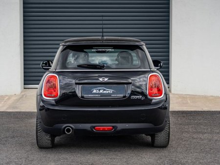 2017 MINI Cooper D  €14,950