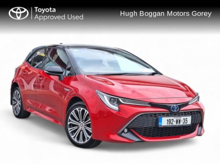 2019 Toyota Corolla Luna Sport 5 door
