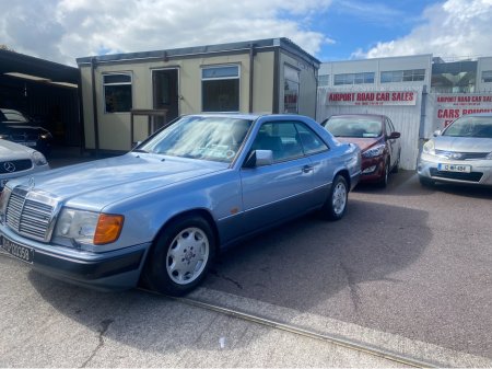 1991 Mercedes-Benz 300 C SERIES CE COUPE