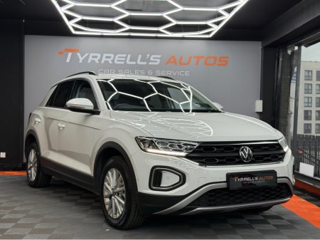 2022 Volkswagen T-Roc LIFE 2.0 TDI MANUAL 6SPEED FWD 116HP 5 5DR €27,950