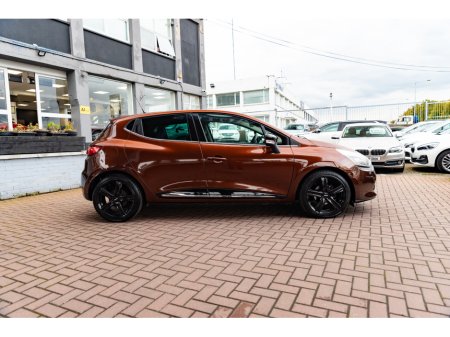 2014 Renault Clio 1.2 INTENSE 5DR HATCHBACK AUTO  // ONLY 39,000 KMS // BRAND NEW 17 INCH ALLOYS // IMMACULATE CONDITION // BUY WITH CONFIDENCE AA AND SIMI APPROVED DEALER 2025 // €10,950