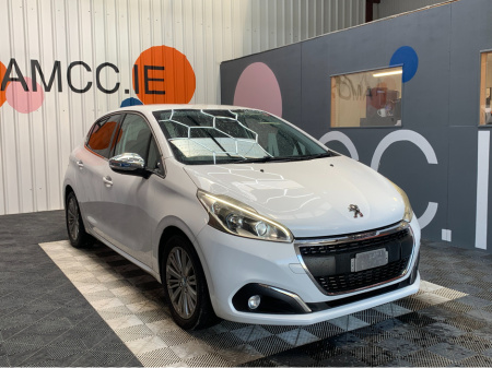 2015 Peugeot 208 1.2 PETROL AUTOMATIC / 91k KMs / Rear Sensors, Cruise Control & More