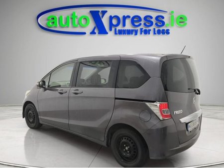 2016 Honda Freed 7 SEATER 1.5 G Auto, Reversing camera €13,995