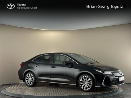 2020 Toyota Corolla HYBRID LUNA SPORT SALOON