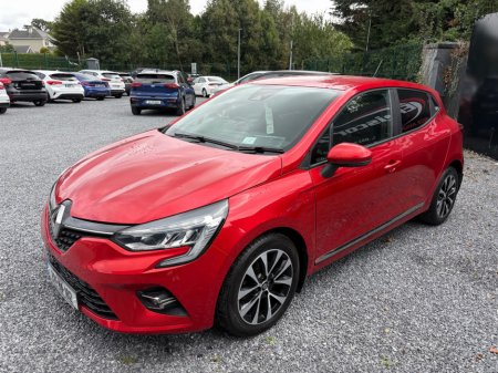 2020 Renault Clio ICONIC TCE 100 MY19 5DR// IMMACULATE CONDITION // ALLOYS //  AIR-CON  // VIRTUAL COCKPIT // ADAPTIVE CRUISE // MFSW // ENNISCORTHY AUTO CENTRE €14,950