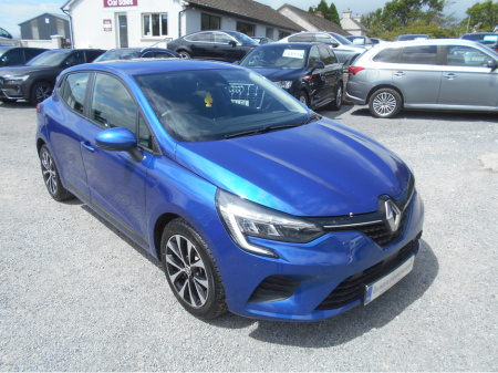 2022 Renault Clio ICONIC TCe (CRUISE+AIR CON+PARK SENSORS)