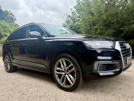 2018 Audi Q7 3.0 TDI E-TRON 373PS QUATTRO €34,950