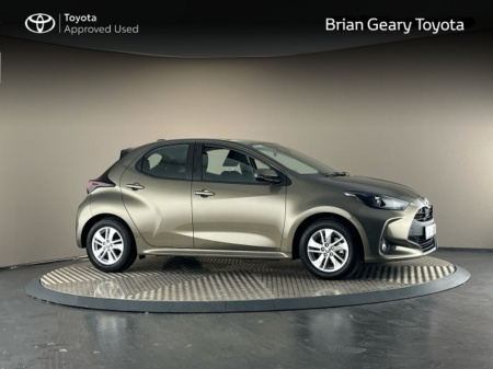 2024 Toyota Yaris YARIS 1.5 LUNA