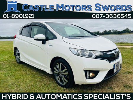 2016 Honda Fit 1.5 AUTOMATIC HYBRID TOP SPEC