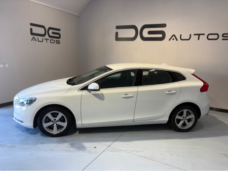 2015 Volvo V40 T4 - LOW KMs - NEW NCT - REVERSES CAMERA