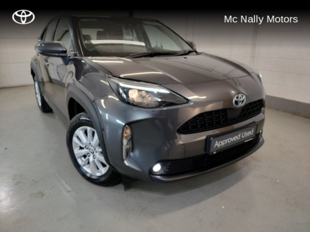 2024 Toyota Yaris Cross HYBRID LUNA FREE SERVICES x 2