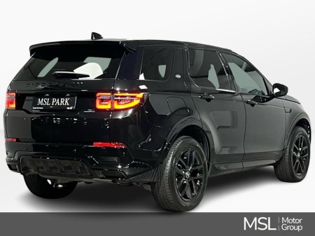 2025 Land Rover Discovery Sport P300e Dynamic SE PHEV - Panoramic Glass Roof - Reversing Camera - Climate Control - Sat Nav - Electric Heated Seats - Keyless Start - Apple CarPlay/Android Auto €64,750