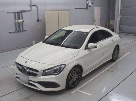 2017 Mercedes-Benz CLA Class MERCEDES CLA180 AMG LINE AUTOMATIC / 34k KMs