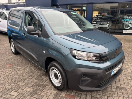 2025 Peugeot Partner 