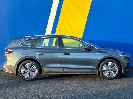 2021 Skoda Enyaq IV 60 // HALF LEATHER HEATED SEATS // APPLE CARPLAY/ANDROID AUTO // ADAPTIVE CRUISE CONTROL // €21,900