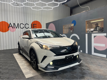 2018 Toyota C-HR TOYOTA C-HR 1.8 HYRBID / 95k KMs / HEATED SEATS , REVERSE CAMERA & MORE