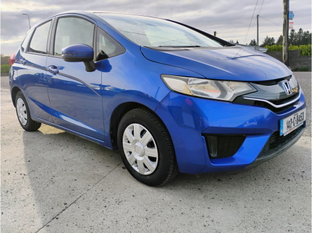 2014 Honda Fit MANUAL LOW MILEAGE