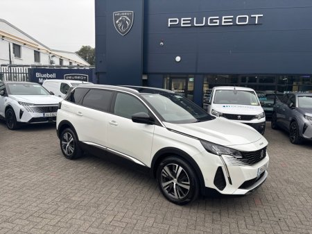 2023 Peugeot 5008  €34,950