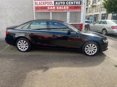 2012 Audi A4 2.0 TDI 120 4DR