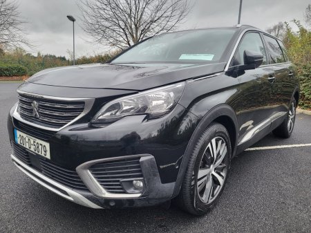 2020 Peugeot 5008  €23,999