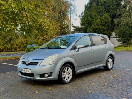 2009 Toyota Corolla Verso VERSO 2.2 D-4D SR 5DR €2,450