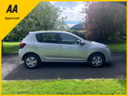 2019 Dacia Sandero SIGNATURE SCE 75 PH2 4 4DR €9,950