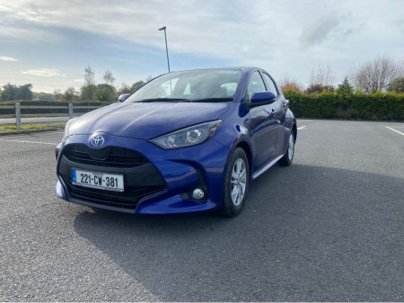 2022 Toyota Yaris 1.0 LUNA 4DR