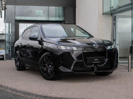 2025 BMW iX xDrive45