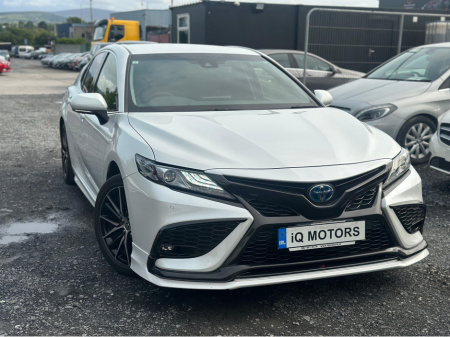 2021 Toyota Camry AUTOMATIC PETROL HYBRID 2.5 LEATHER PACKAGE €33,950