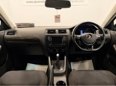 2016 Volkswagen Jetta CL 2.0 TDI D7F 110BHP 4DR AUTO €10,950