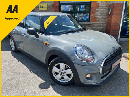 2016 MINI Hatch D XT12 5DR ONE €9,995