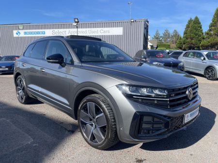 2024 Volkswagen Touareg Black Edition