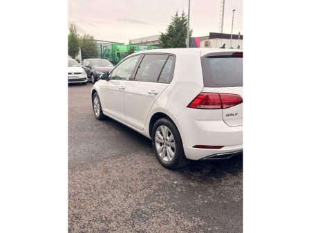 2017 Volkswagen Golf 1.2TSI 3DR 85HP Trendline €16,500