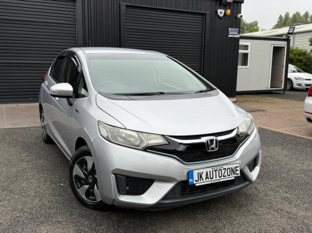 2016 Honda Fit 1.5 HYBRID AUTO