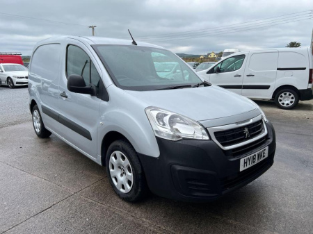 2018 Peugeot Partner TEPEE ACTIVE B-HD