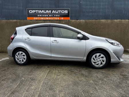 2017 Toyota Aqua 1.5 PETROL HYBRID
