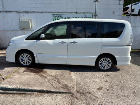 2015 Nissan Serena DAA-HC26 HYBRID 5DR AUTO €14,950