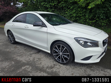 2015 Mercedes-Benz CLA Class 180 URBAN 4DR