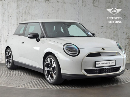 2025 MINI Hatch Cooper SE €37,900