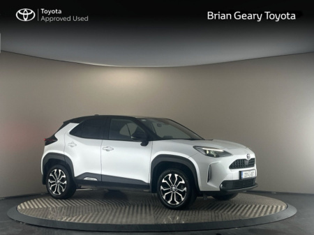 2023 Toyota Yaris Cross HYBRID LUNA SPORT